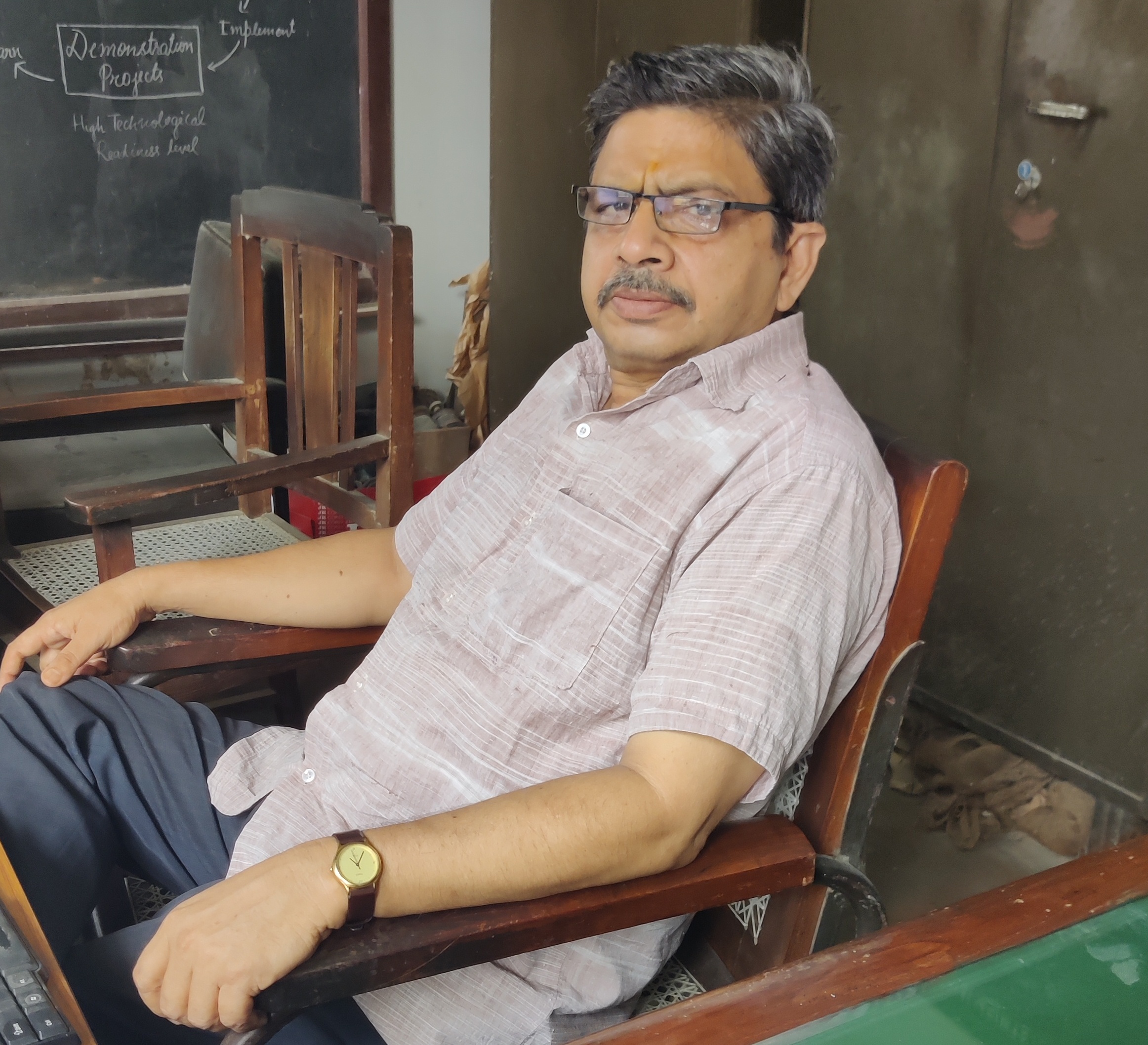 Dr Hari Sharan Goyal